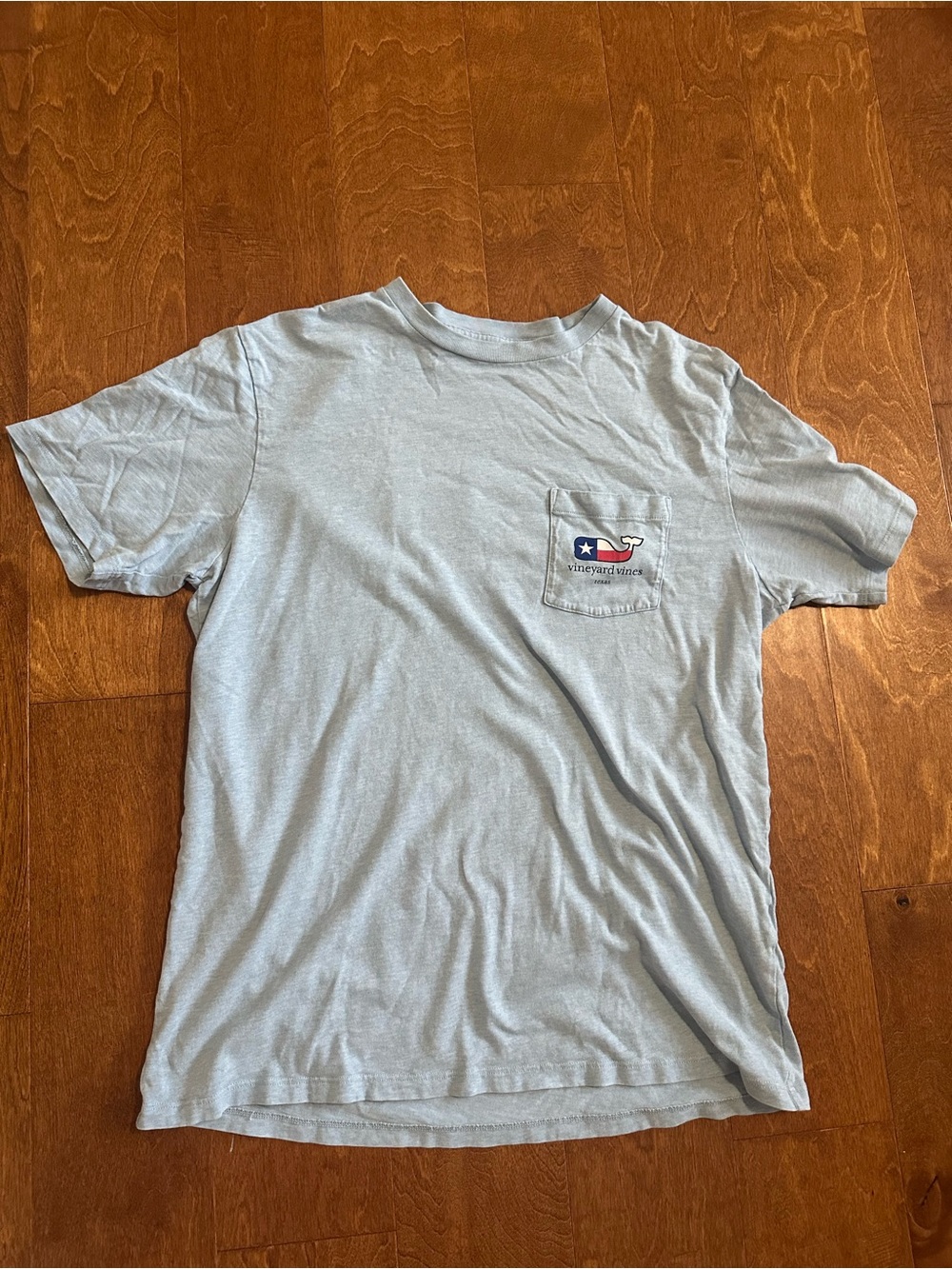 Vineyard Vines Women’s Light Blue Texas Pocket T-Shirt